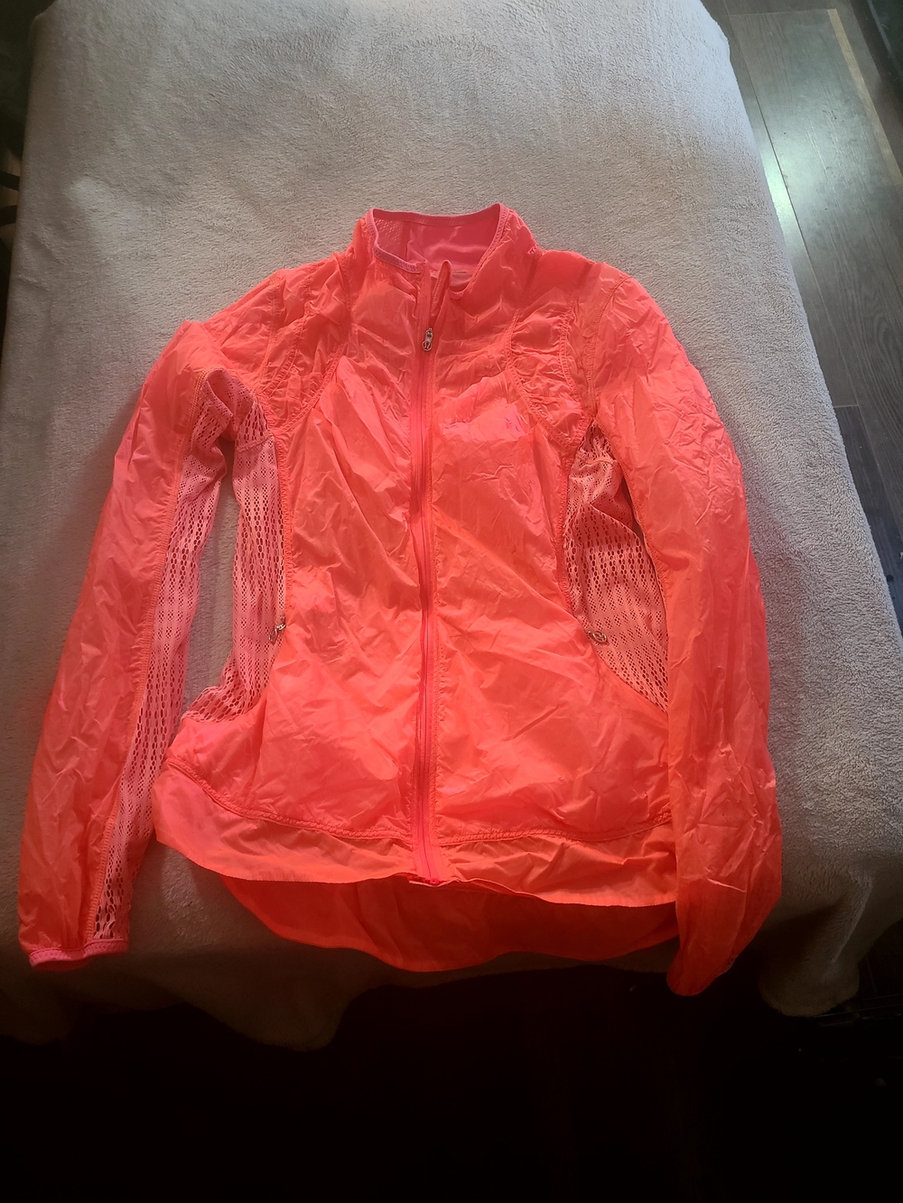 Lululemon Classic-Fit Ventilated Running Jacket Pink